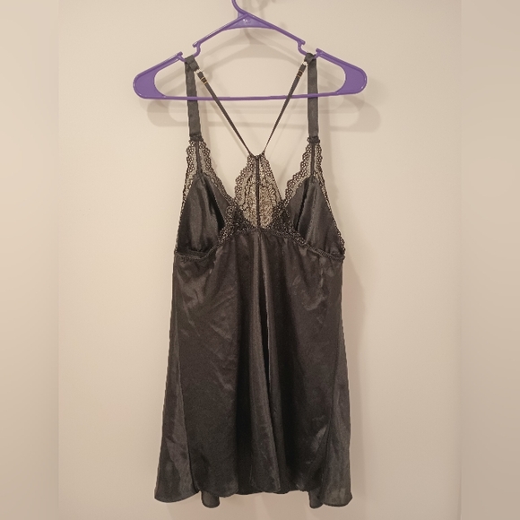 Flora Slip - Picture 2 of 6